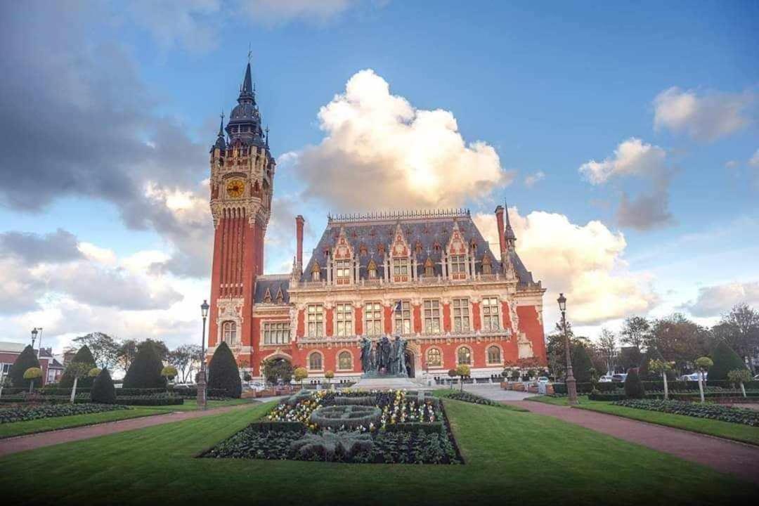 Calais Plage-Gare Appartement Elegant Tout Equipe Exteriér fotografie